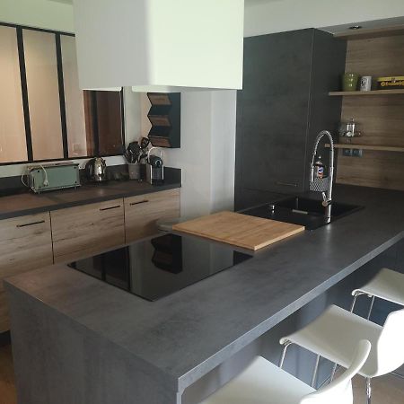 Appartement Meuble Tout Confort Scionzier Exteriör bild